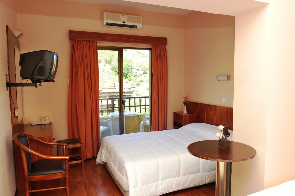 Ekali Hotel كاكوبرتريا المظهر الخارجي الصورة